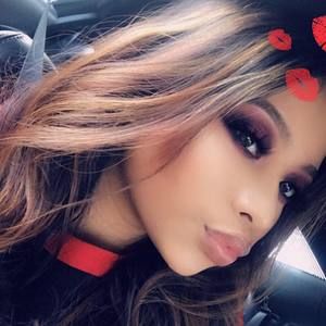 Meet your Posher, Edith